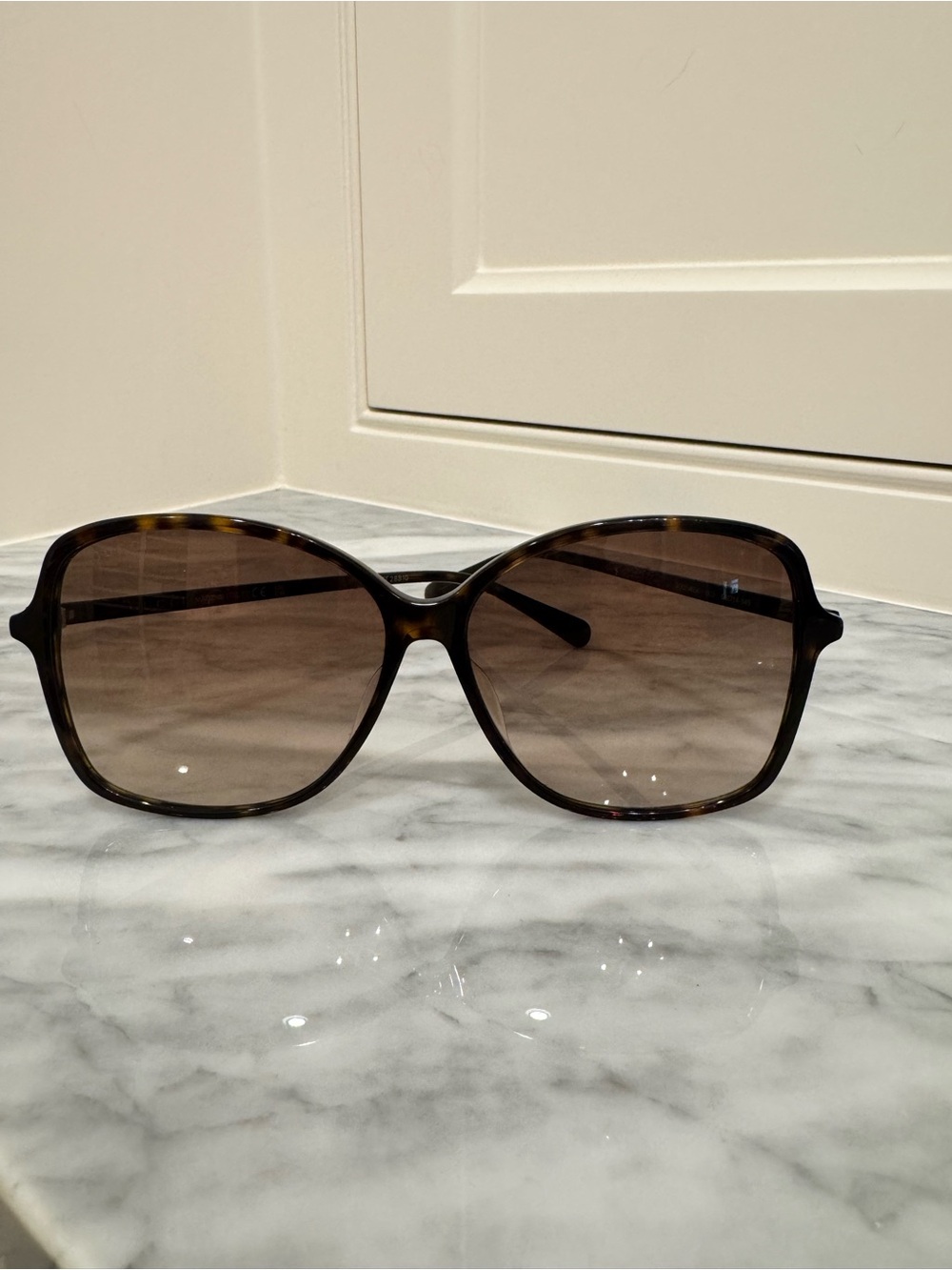 GUCCI Tortoiseshell Gradient Lens Women's Sunglasses